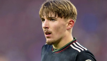 世界杯比赛直播app-埃芬博格谈卡尔争议言论：巴拉克的经验会帮他处理这种情况